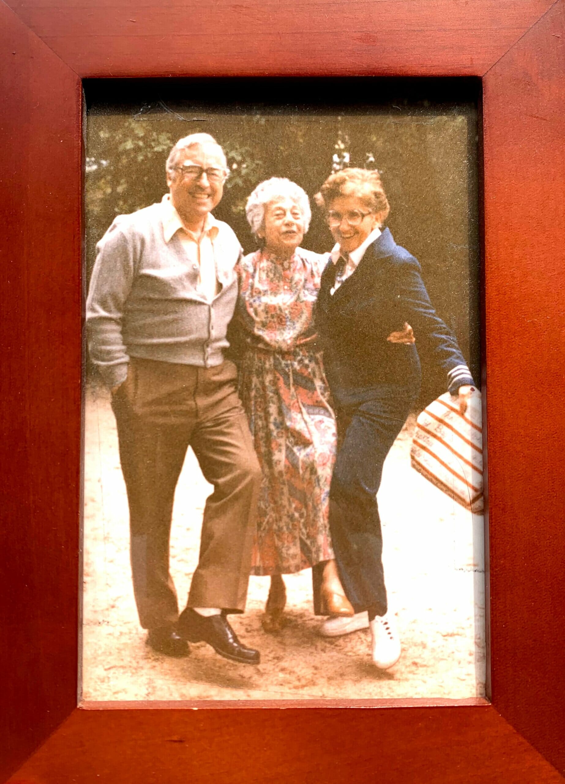 Photo of Nat and Rose Rubinson and Miriam Philips from Geoffrey Berwind's personal collection